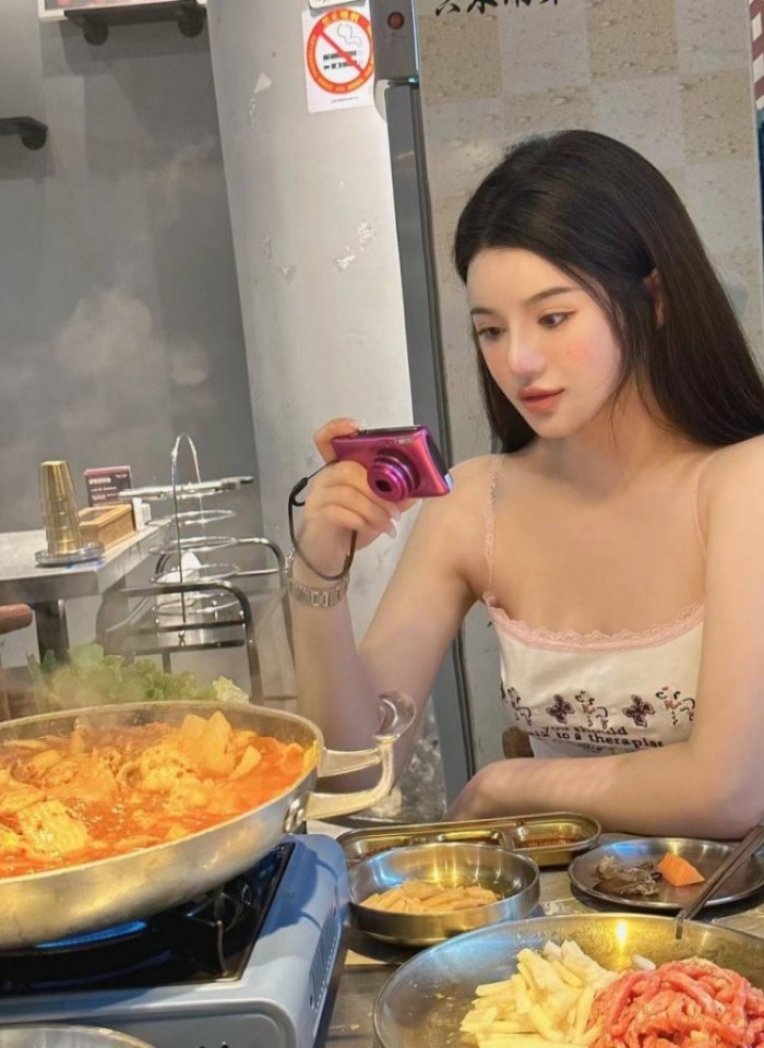 穿到只有男人世界(NP),免费在线观看